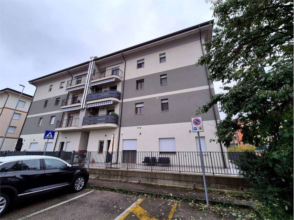 Appartamento a Vigasio in A.E. KESSLER, 8 - Foto 3