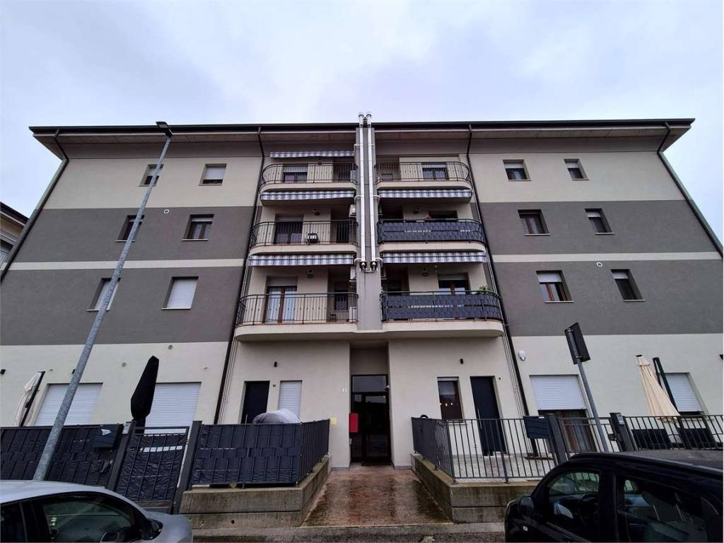 Appartamento a Vigasio in A.E. KESSLER, 8 - Foto 4