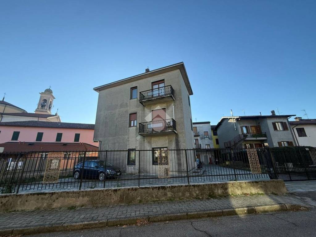 Appartamento a Brenna in Via Trieste, 6 - Foto 4