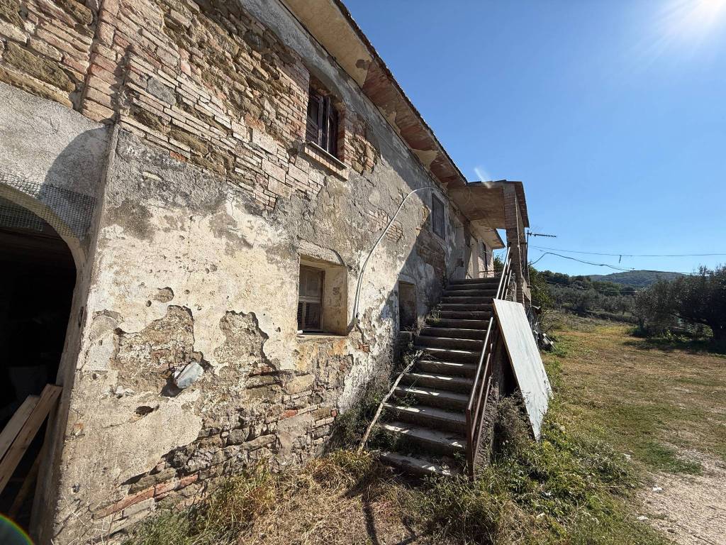 Rustico / casale a Torgiano in Strada della Cittadella - Foto 3