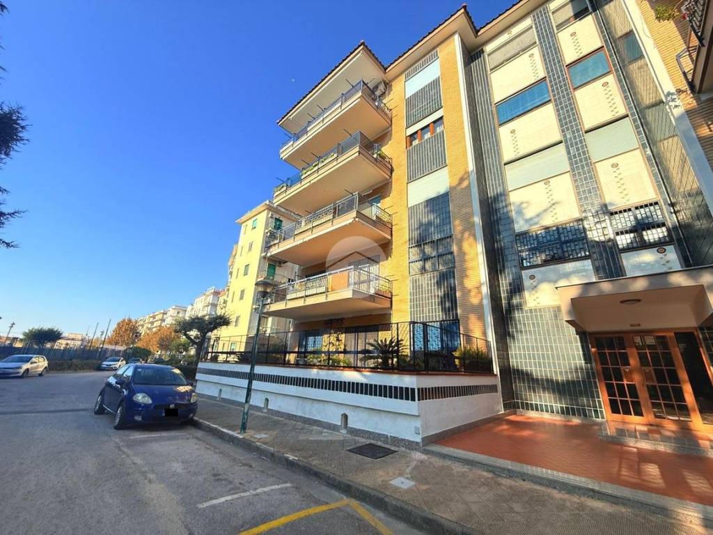 Appartamento a Portici in Via Libertà, 218 - Foto 3