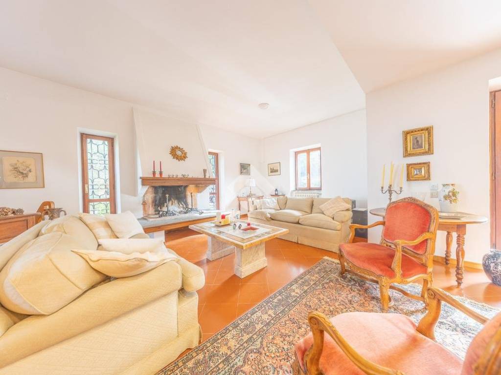 Villa a Monte porzio catone in Via Tuscolo, 40 - Foto 3