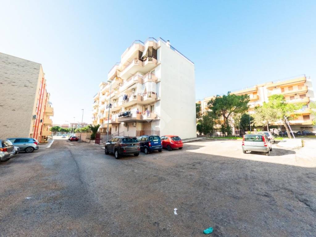 Appartamento a Manfredonia in Viale Michelangelo, 3 - Foto 2