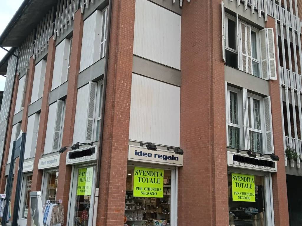 Immobile a Lanzo torinese in Via Roma, 6 - Foto 2