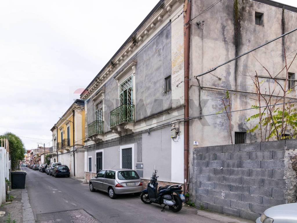 Casa indipendente a Catania in Via Vitaliti, 41 - Foto 3
