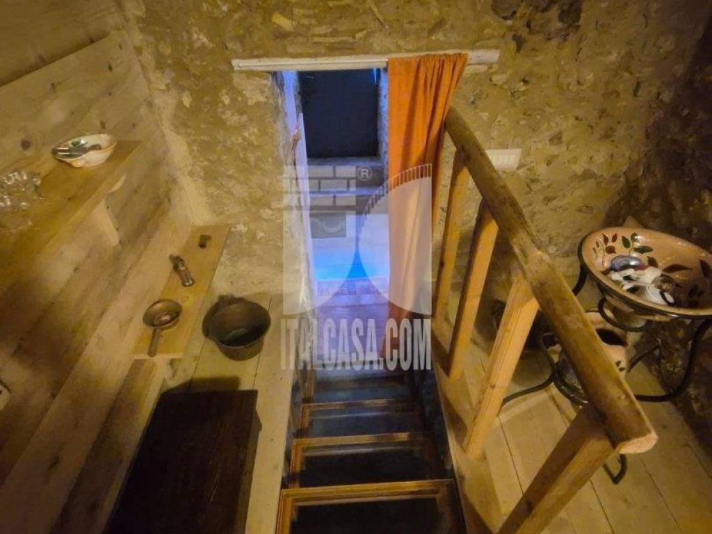 Appartamento a Crotone in VIA LUCIFERO - Foto 5