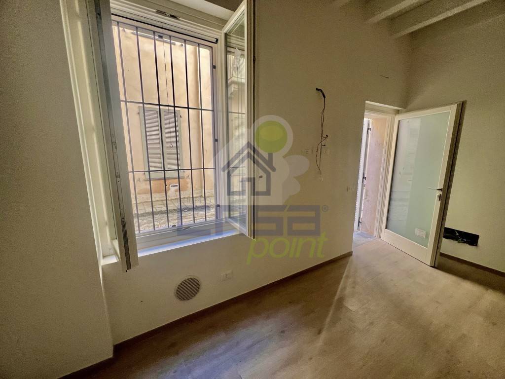 Appartamento a Lodi in Via giuseppina strepponi 10 - Foto 4