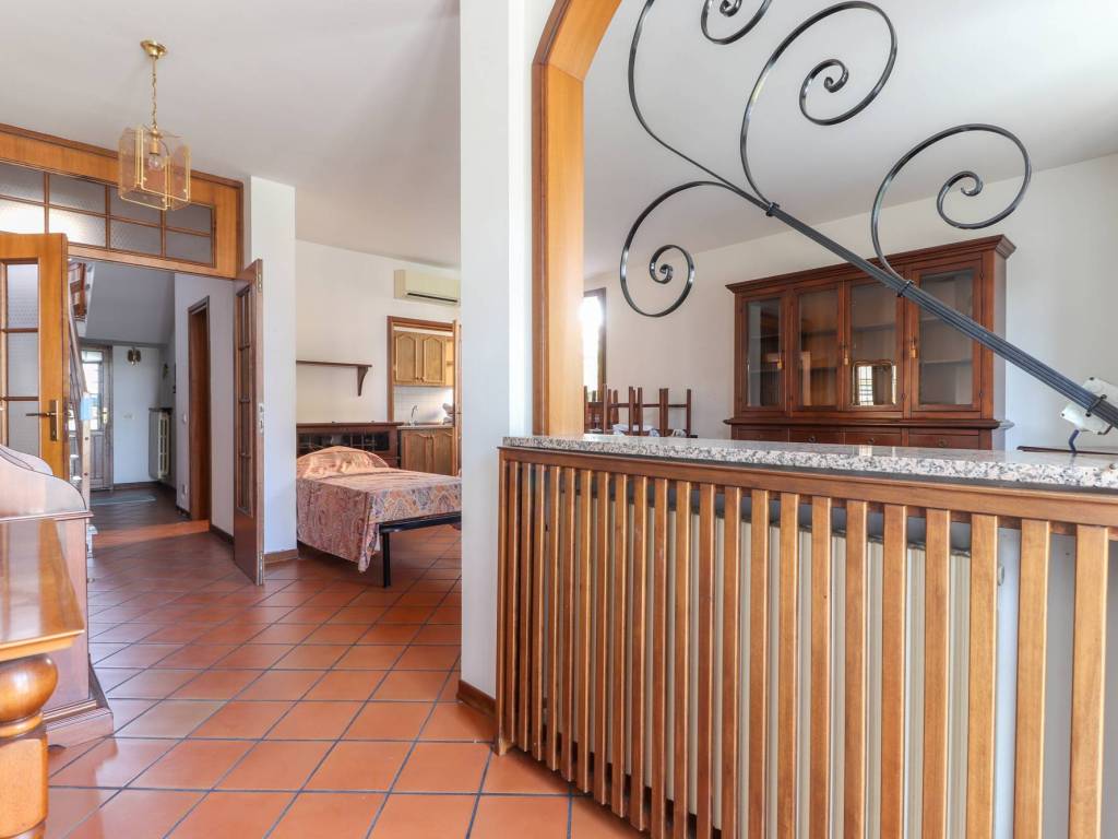 Villa a Cento in Via Prampolini, 5 - Foto 3