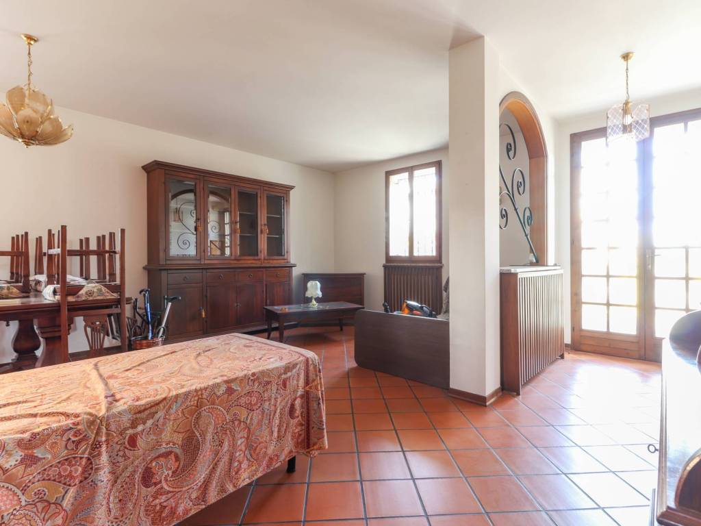 Villa a Cento in Via Prampolini, 5 - Foto 4