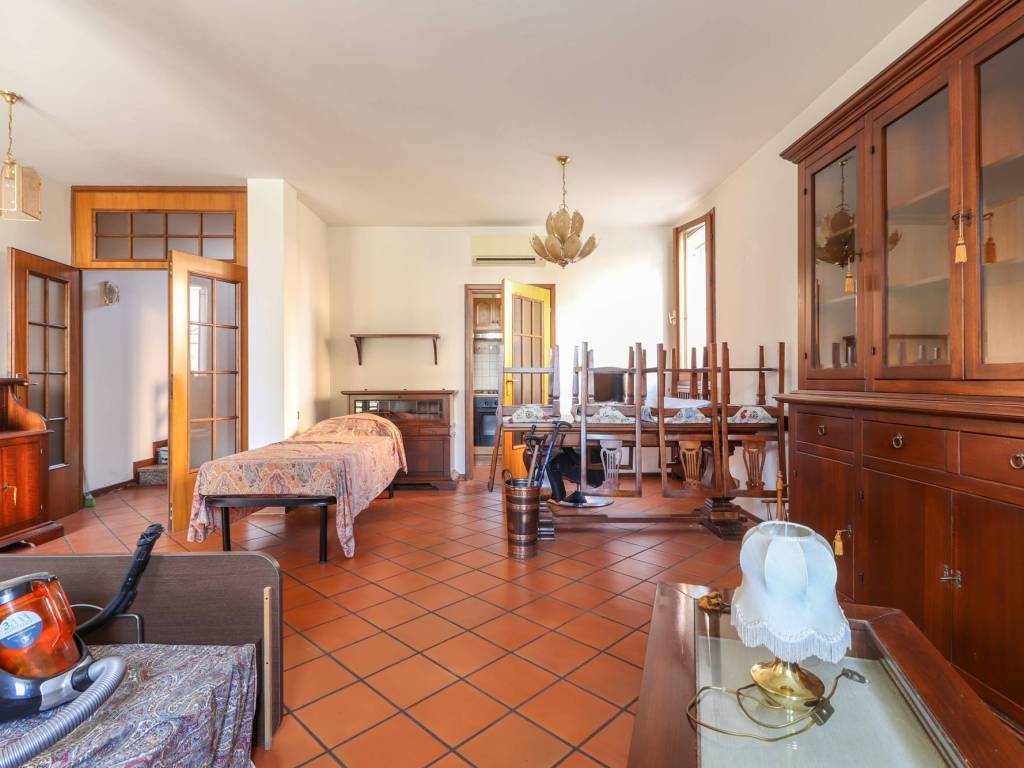 Villa a Cento in Via Prampolini, 5 - Foto 5