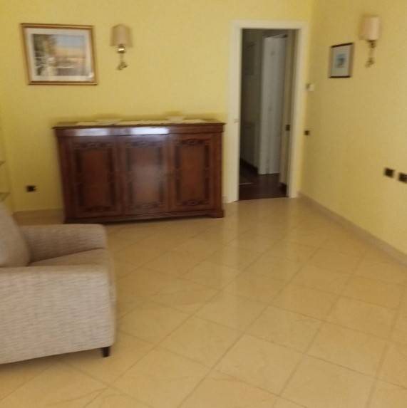 Appartamento a Fermo in Via Gubbio, 17 - Foto 2