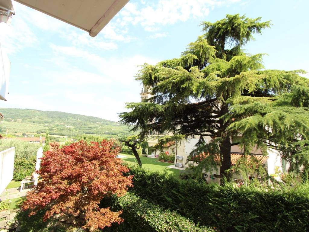 Appartamento a Verona in Via Danieli, 35 - Foto 2