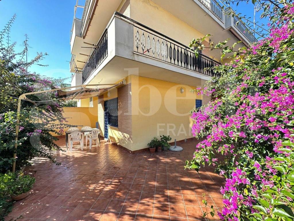 Appartamento a Ardea in via diomede, 69 - Foto 2