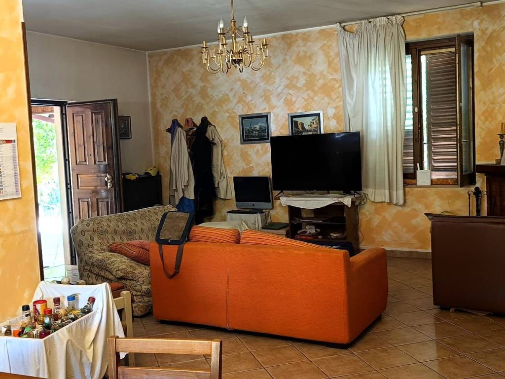 Villa a Nocera inferiore in Via Torquato Tasso - Foto 2
