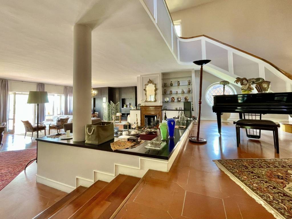 Villa a Caserta in Via Maria Sofia di Baviera, 15 - Foto 4