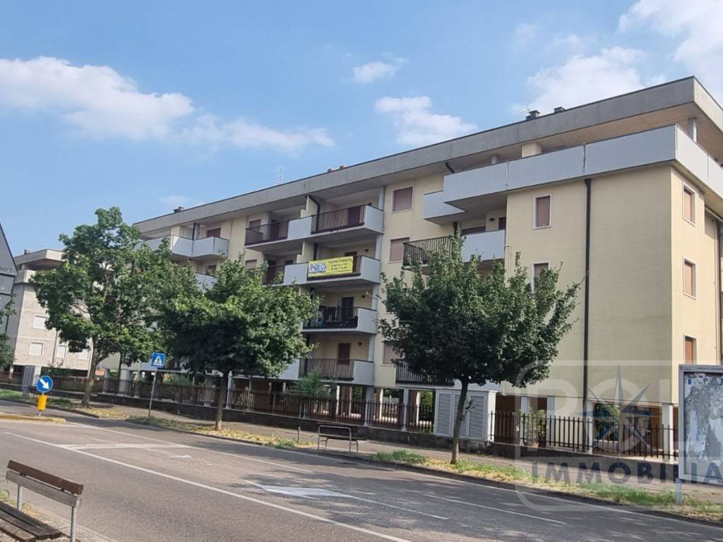 Appartamento a Verona in Via Monte Tesoro 35 - Foto 3