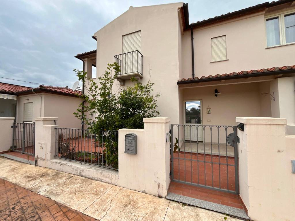 Casa indipendente a Tortolì in Via del Pescatore - Foto 2