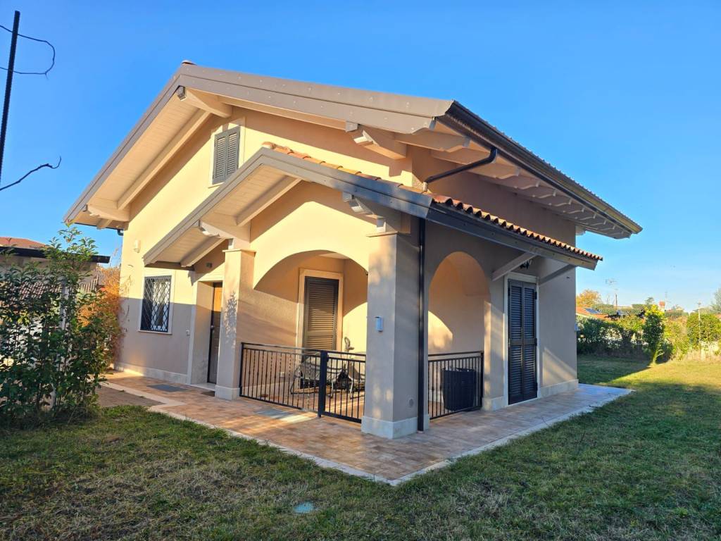 Villa a Frascati in Via Fratelli Rojni, 30 - Foto 4