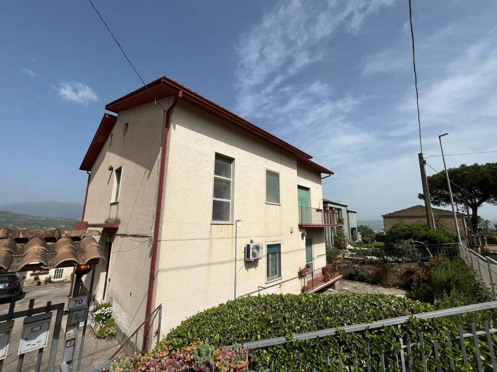 Appartamento a Benevento in Contrada Montecalvo - Foto 2