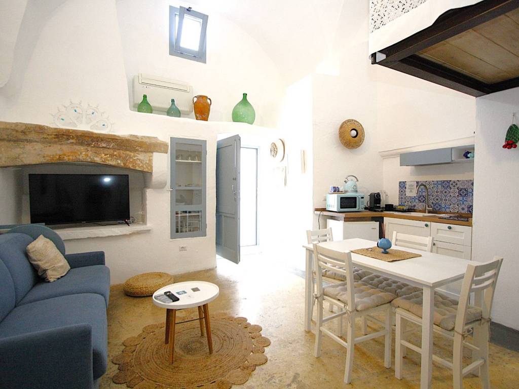 Casa indipendente a Matino in Via Immacolata - Foto 2