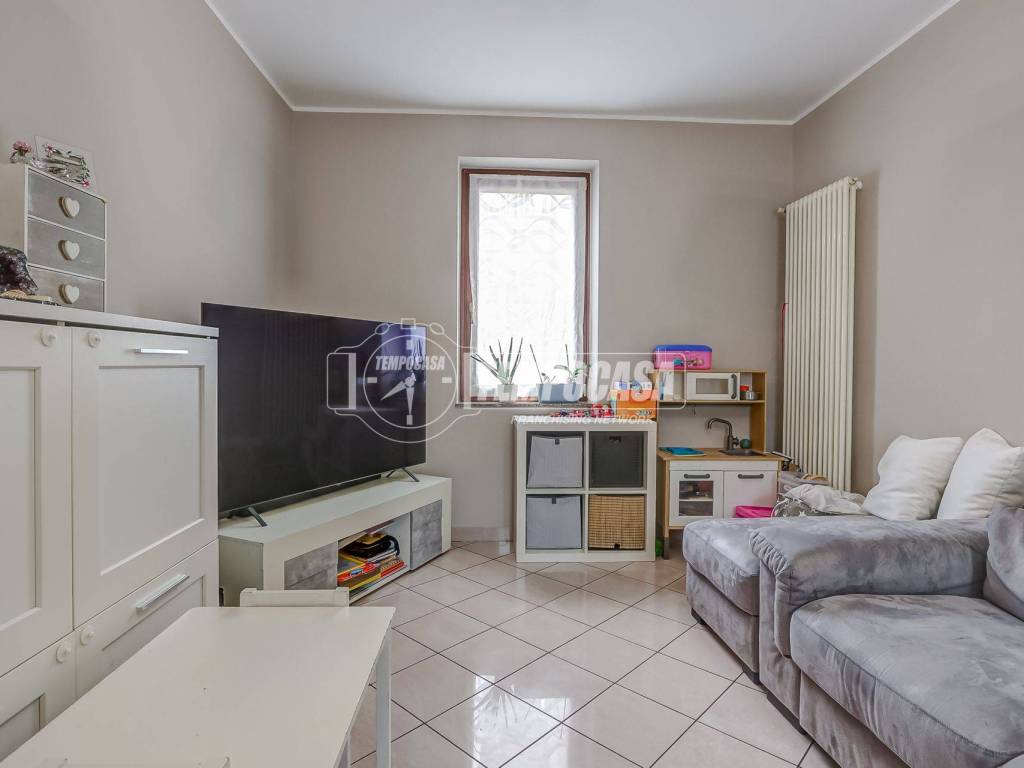 Appartamento a Divignano in Via Gramsci - Foto 2