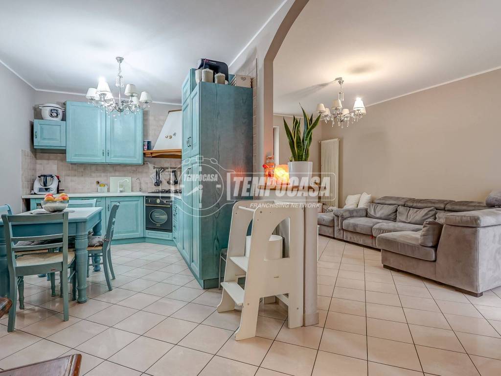 Appartamento a Divignano in Via Gramsci - Foto 5