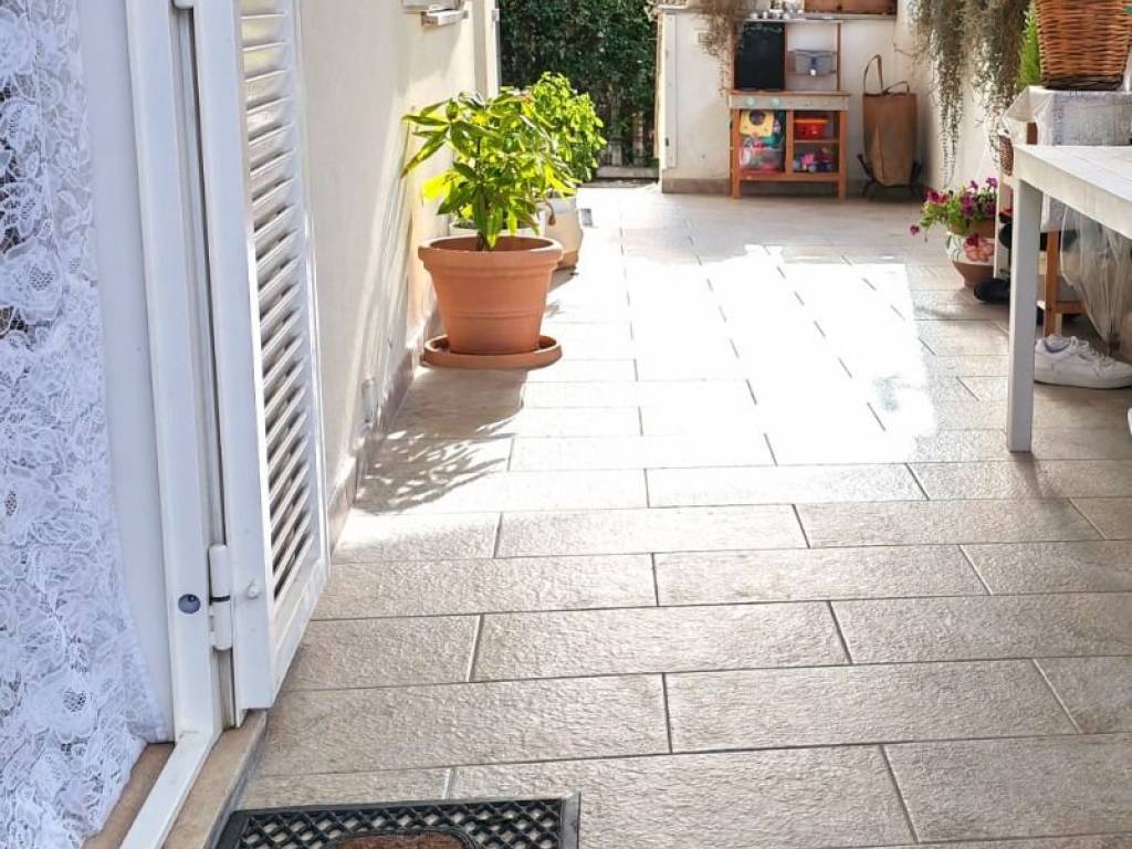 Villa a Ladispoli in Viale Nevada - Foto 2