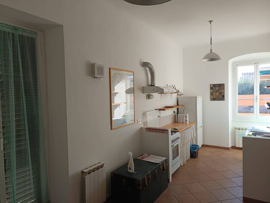 Appartamento a Genova in Via Aldo Acquarone, 13 - Foto 5