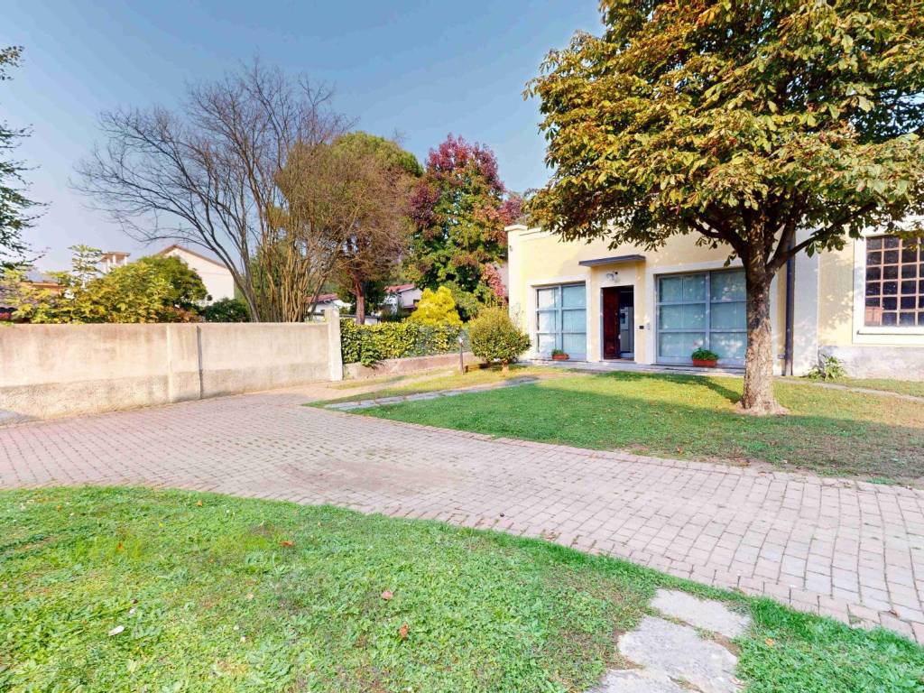 Villa a Vedano olona in Via Venegono - Foto 3