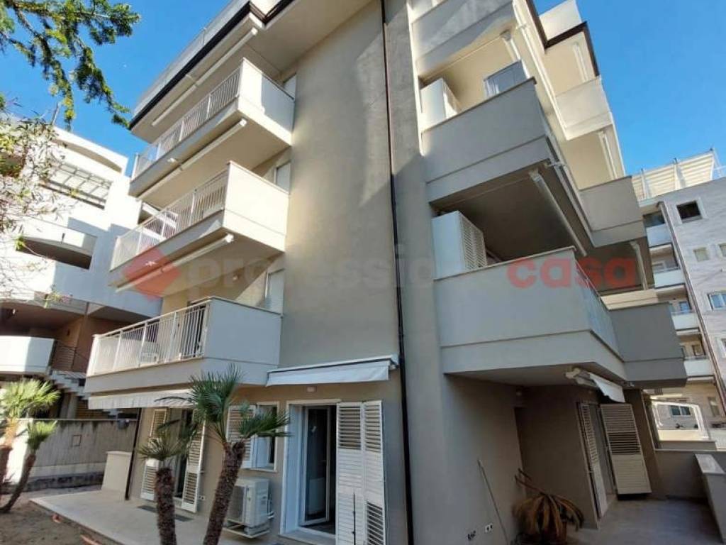 Appartamento a Alba adriatica in Via Firenze , 8 - Foto 3