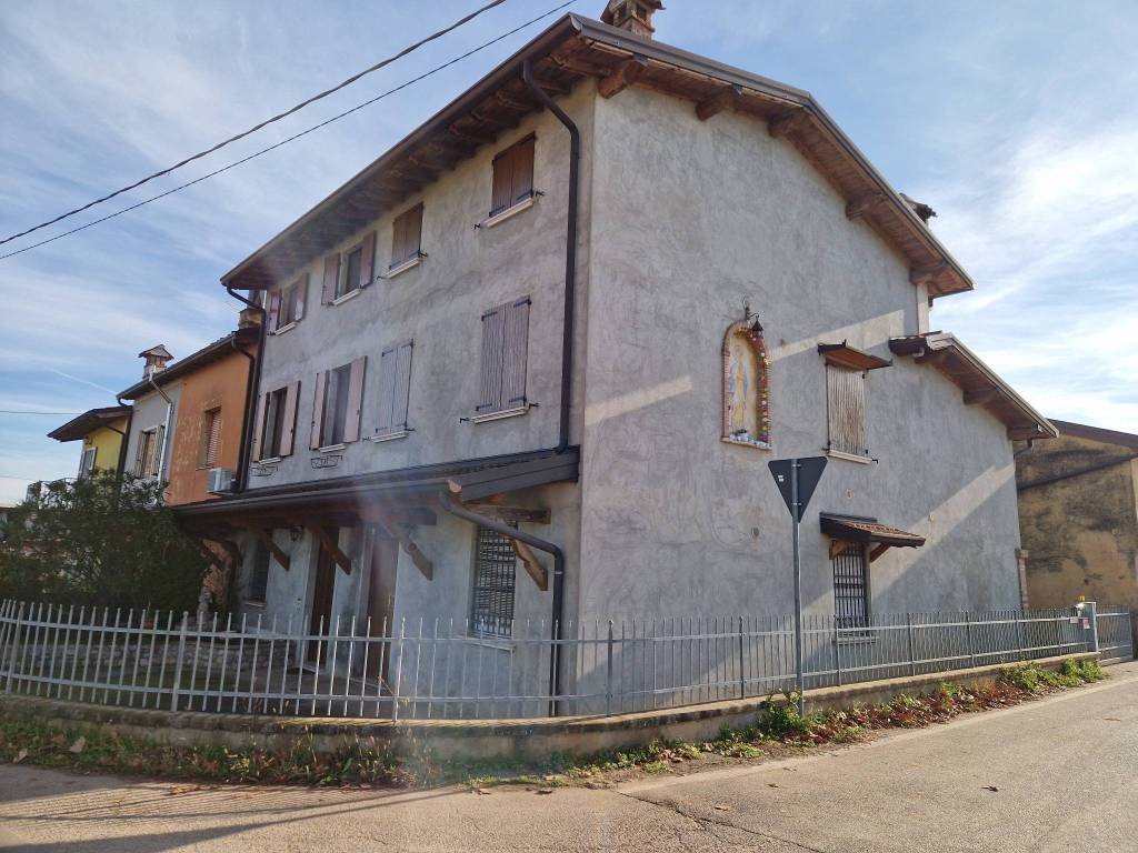 Villa a Montichiari in Via Trivellini, 1 - Foto 3