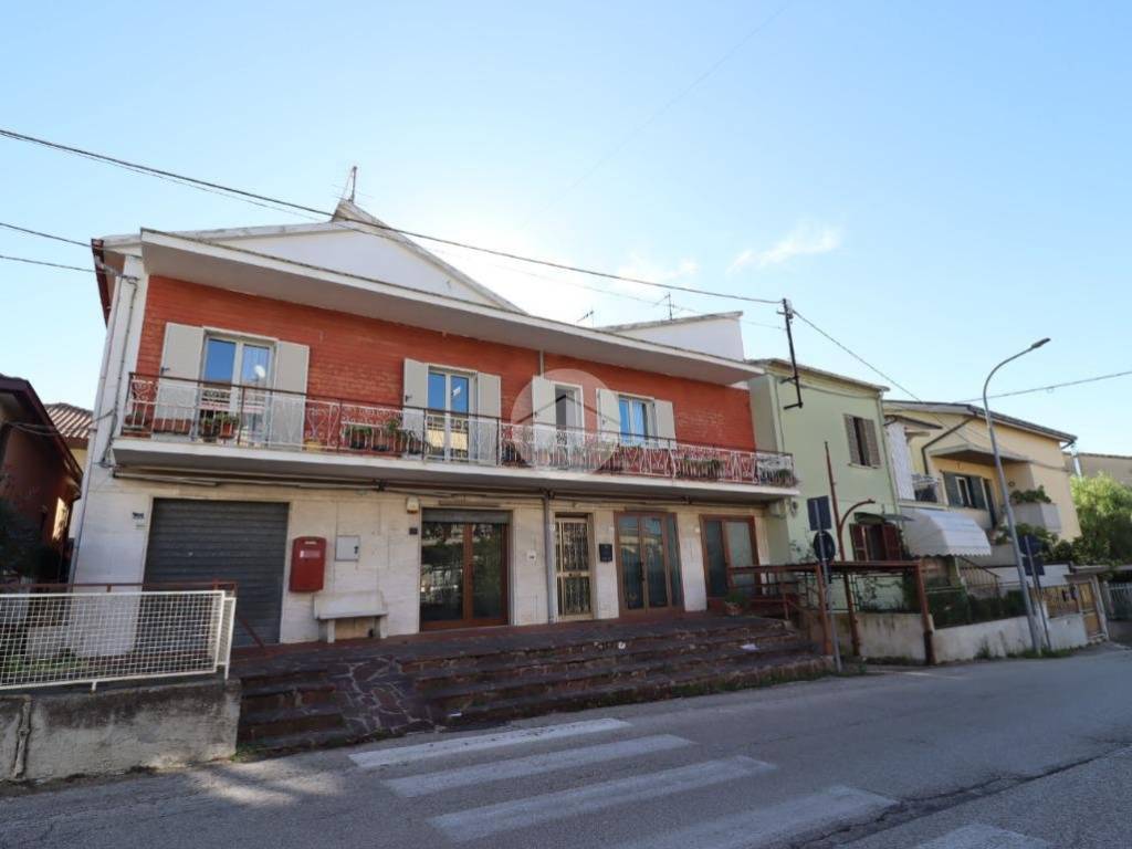 Casa indipendente a Giulianova in Via per Mosciano, 69 - Foto 2