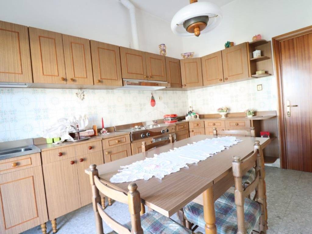 Casa indipendente a Giulianova in Via per Mosciano, 69 - Foto 4