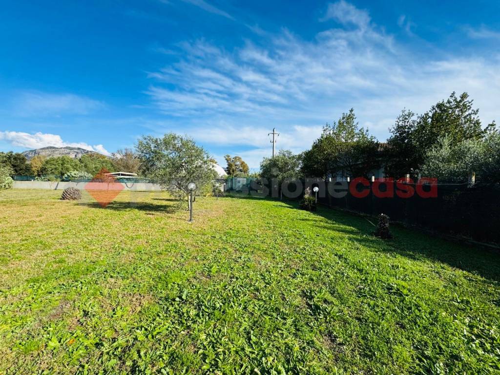 Casa indipendente a Terracina in VIA PONTINA , 105 - Foto 3