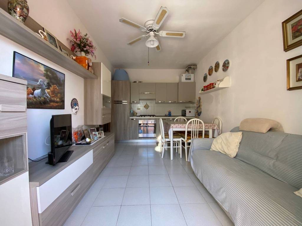 Appartamento a Ceriale in Via Asti - Foto 2