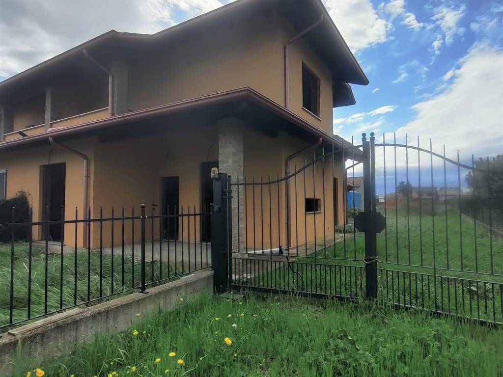 Villa a Caltignaga in Via Bellinzago - Foto 5