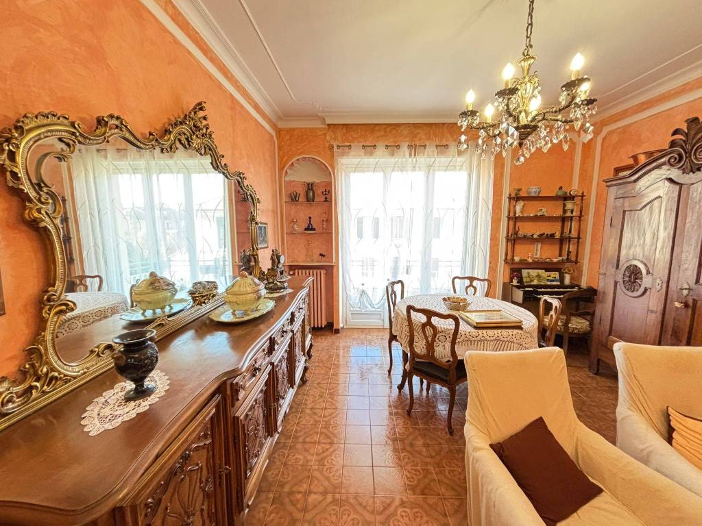 Appartamento a Pinerolo in Via Monviso - Foto 2