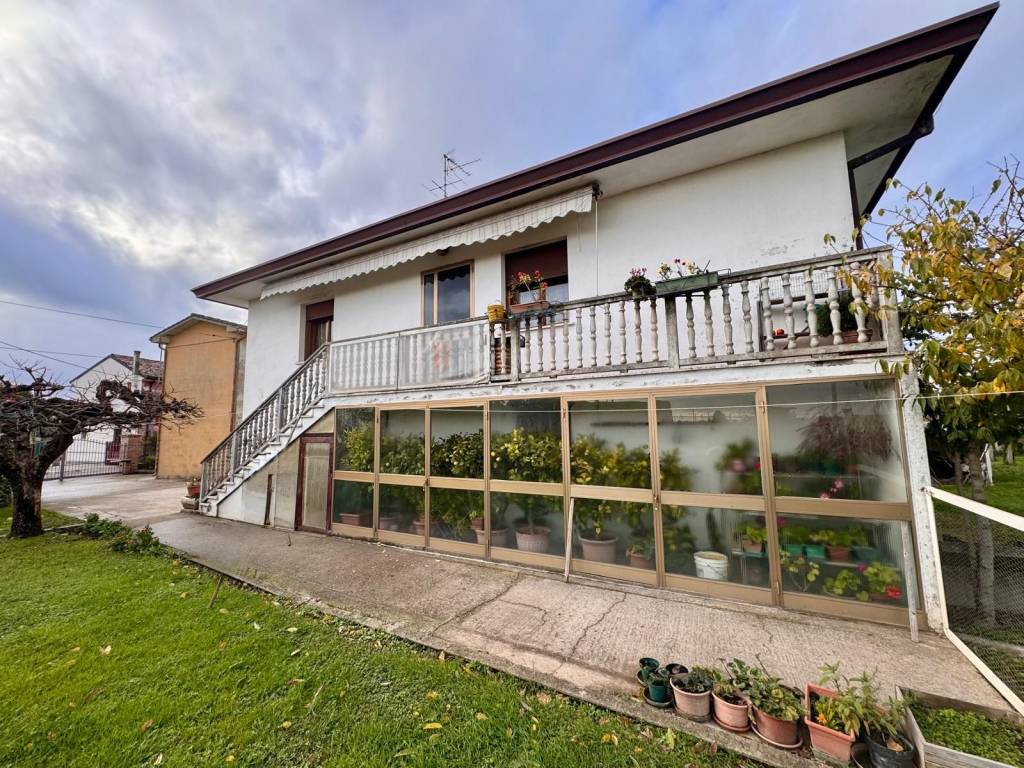 Casa indipendente a Legnago in Via Borghetto - Foto 2