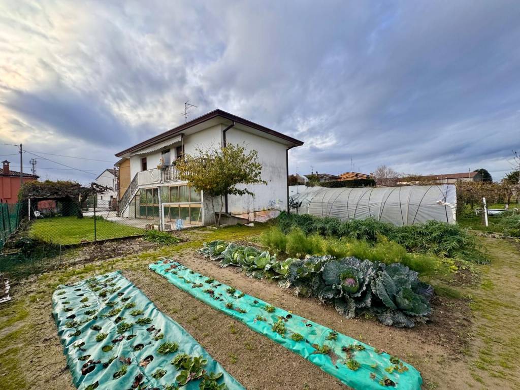 Casa indipendente a Legnago in Via Borghetto - Foto 3