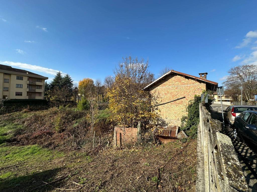 Rustico / casale a Canelli in Via Avvocato Giuseppe Saracco - Foto 2