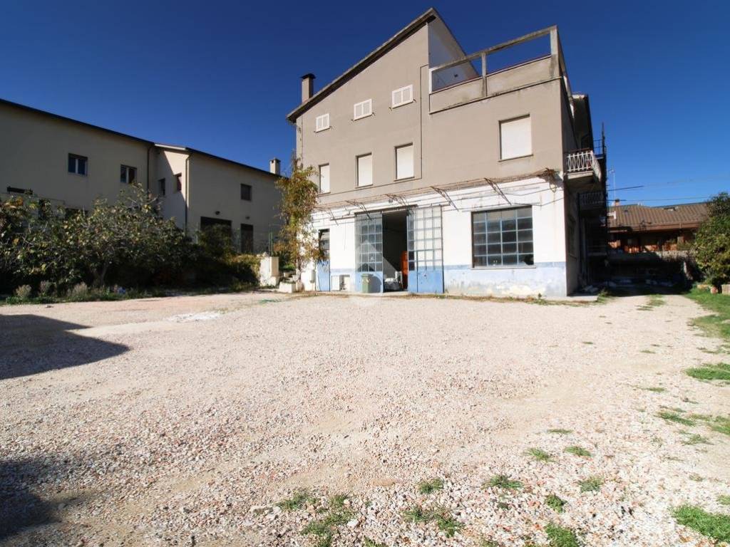 Casa indipendente a Porto san giorgio in Via Giorgione, 1 - Foto 2