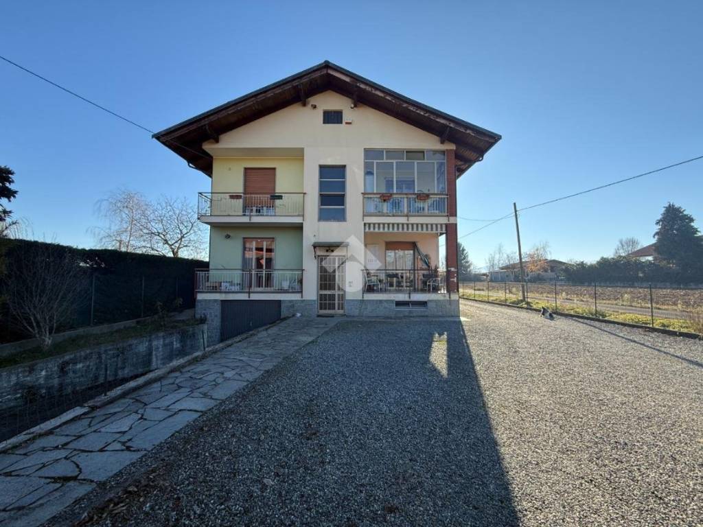 Villa a Bricherasio in Stradale Cappella Merli, 56 - Foto 4