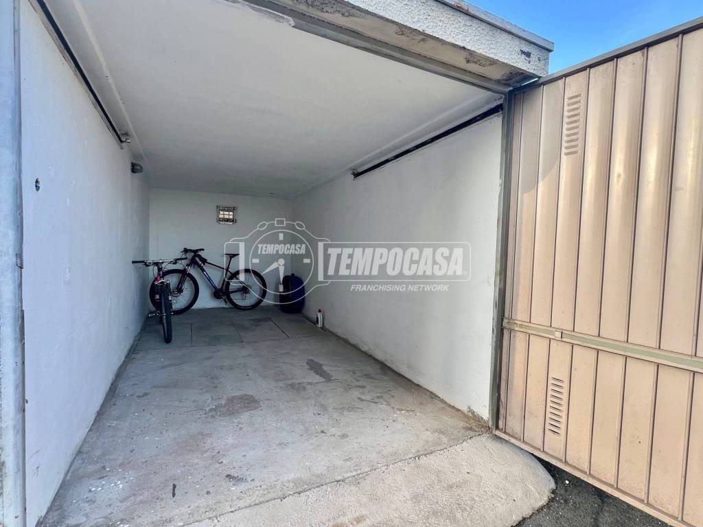 Box / garage a Rivalta di torino in Via Benvenuto Cellini - Foto 2