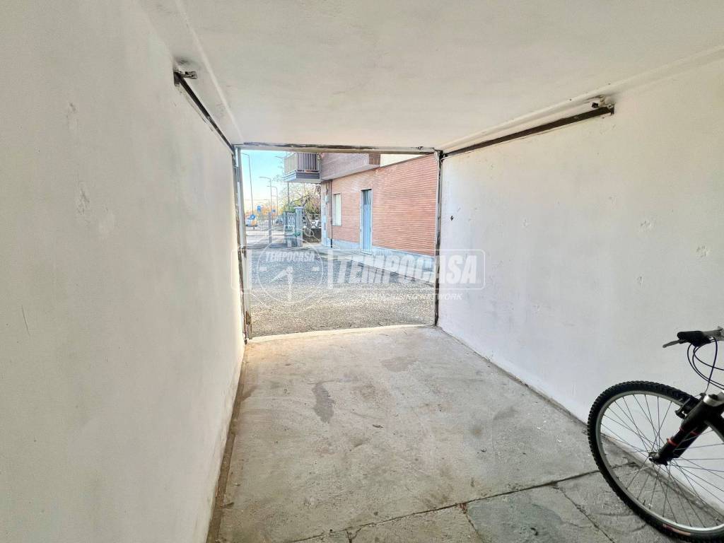Box / garage a Rivalta di torino in Via Benvenuto Cellini - Foto 4