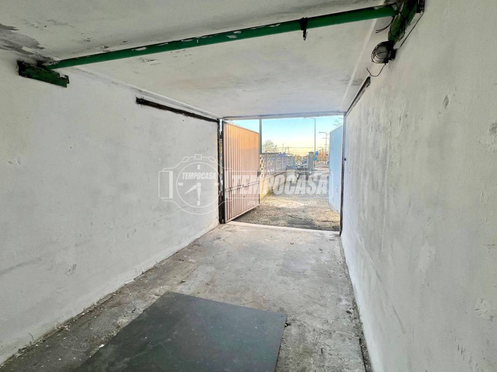 Box / garage a Rivalta di torino in Via Benvenuto Cellini - Foto 3
