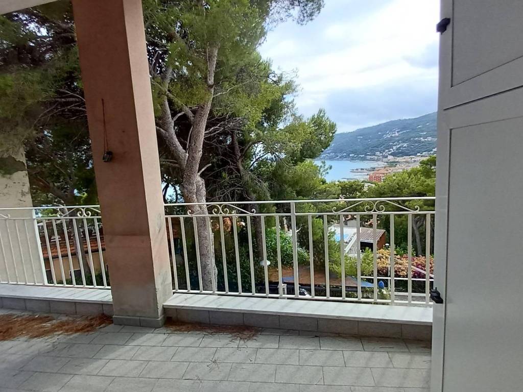 Appartamento a Andora in Via Gaetano Donizetti - Foto 3