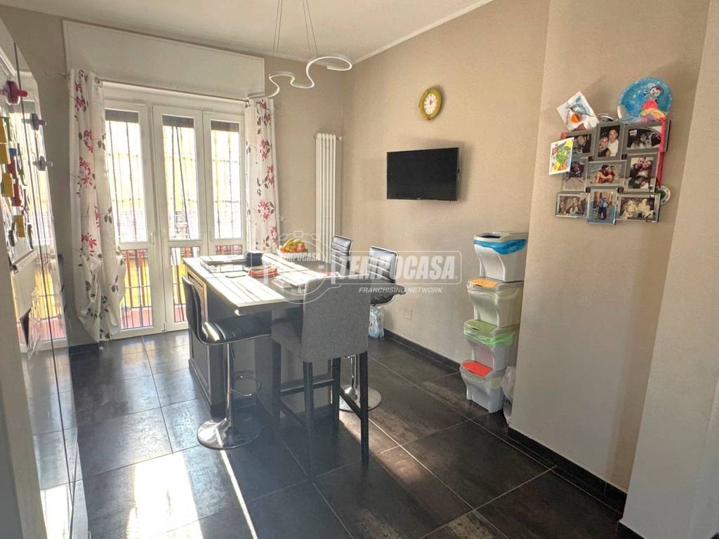 Appartamento a Collegno in Via Almese - Foto 4
