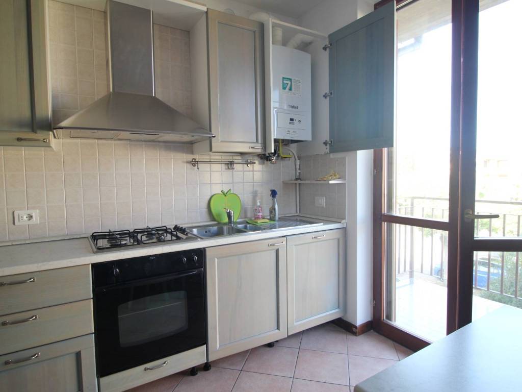 Appartamento a Zeccone in Viale Europa, 6 - Foto 3