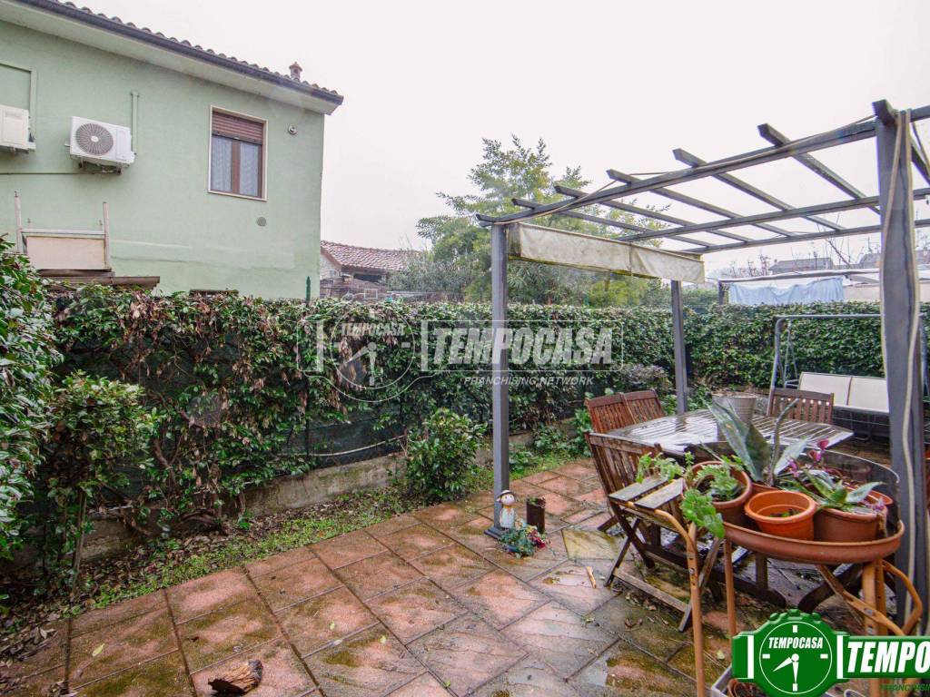 Casa indipendente a Albuzzano in Via Cairoli - Foto 2