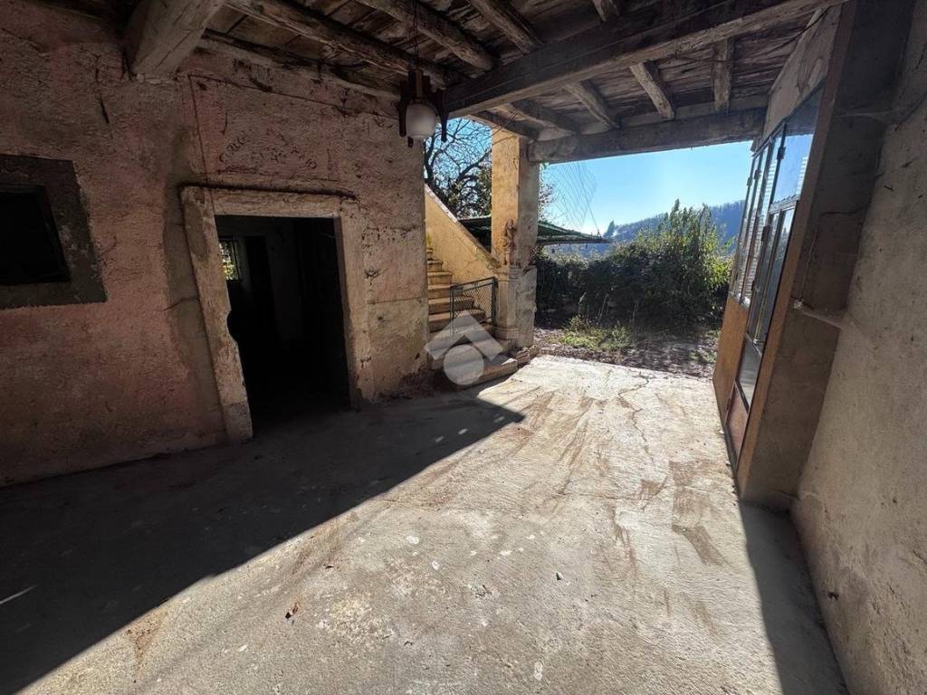 Casa indipendente a Schio in Contrà Pornaro, 11 - Foto 4